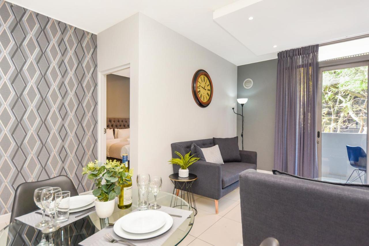 Easy Stay - The Median Rosebank Johannesburg Kültér fotó